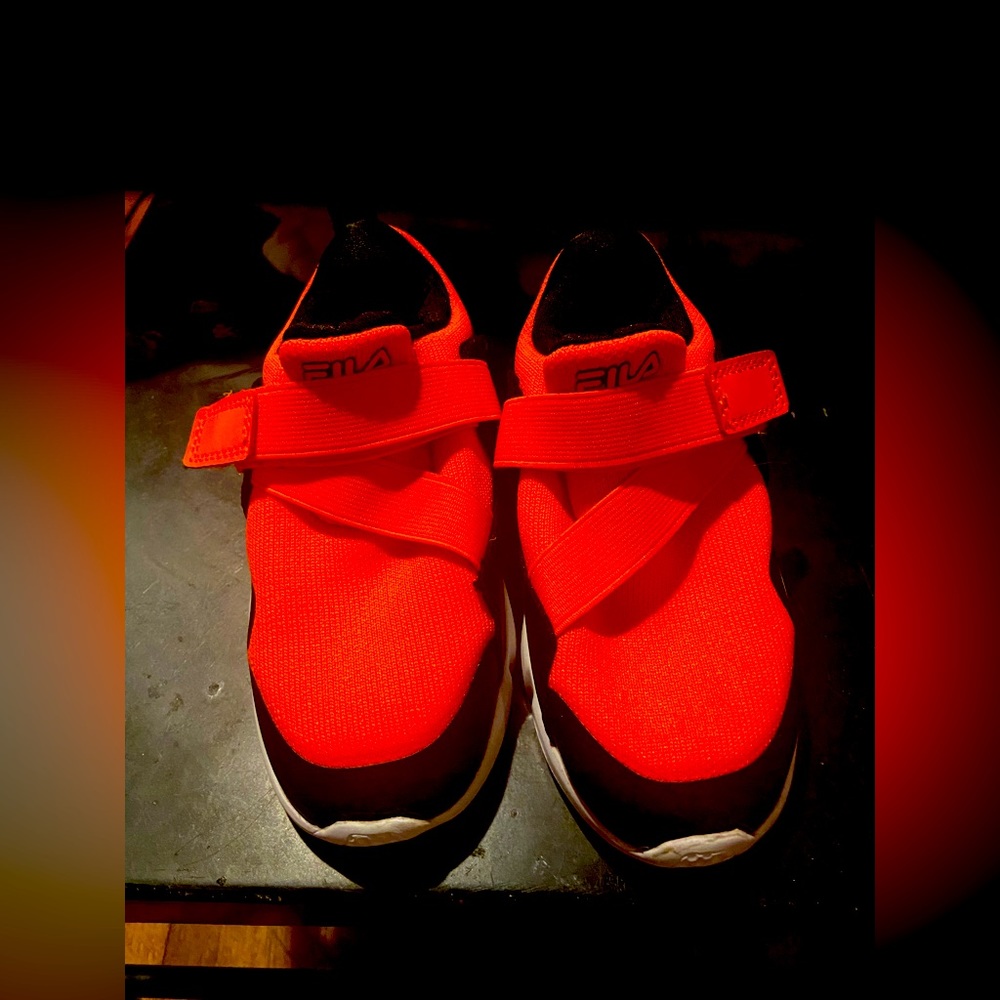 FILA BOY SHOES